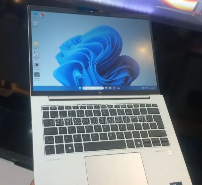 New Laptop HP EliteBook 840 G11 16GB Intel Core Ultra 7 SSD 512GB