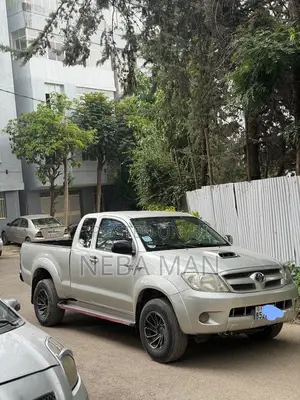Toyota Hilux 2008 Silver