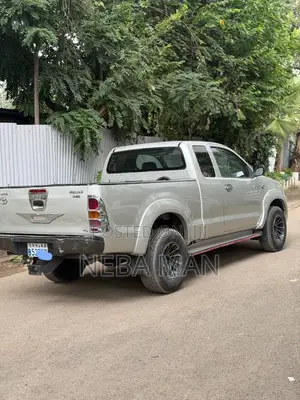 Toyota Hilux 2008 Silver