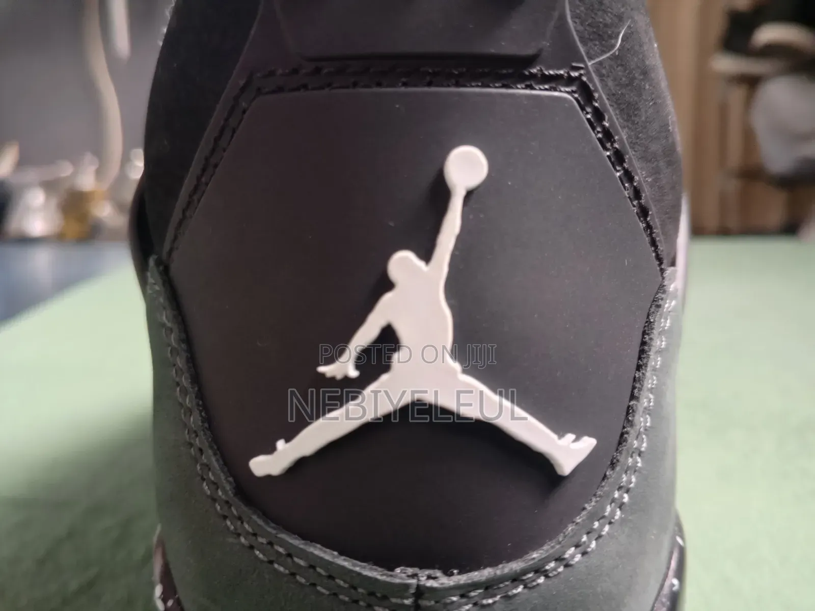 Air Jordan 4 Retro Fear