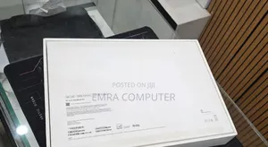 New Laptop Apple MacBook Air 2025 M4 16GB Apple M4 SSD 256GB