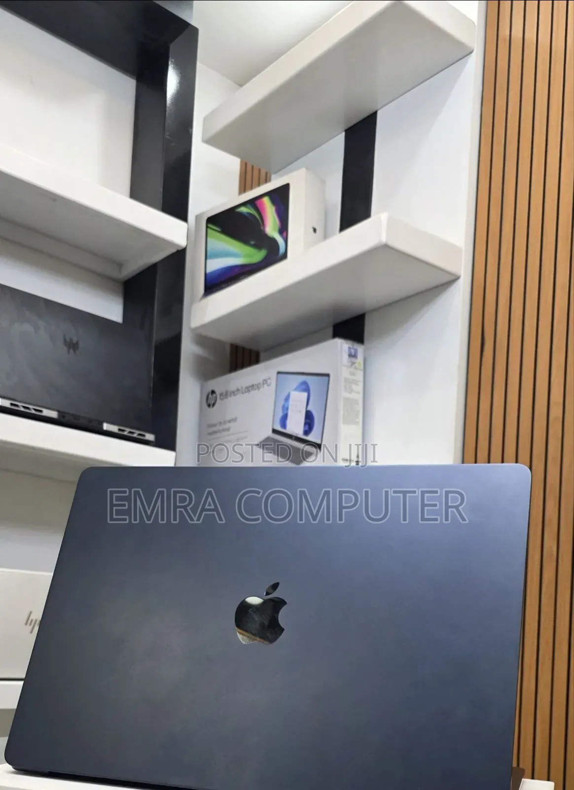 New Laptop Apple MacBook Air 2025 M4 16GB Apple M4 SSD 256GB