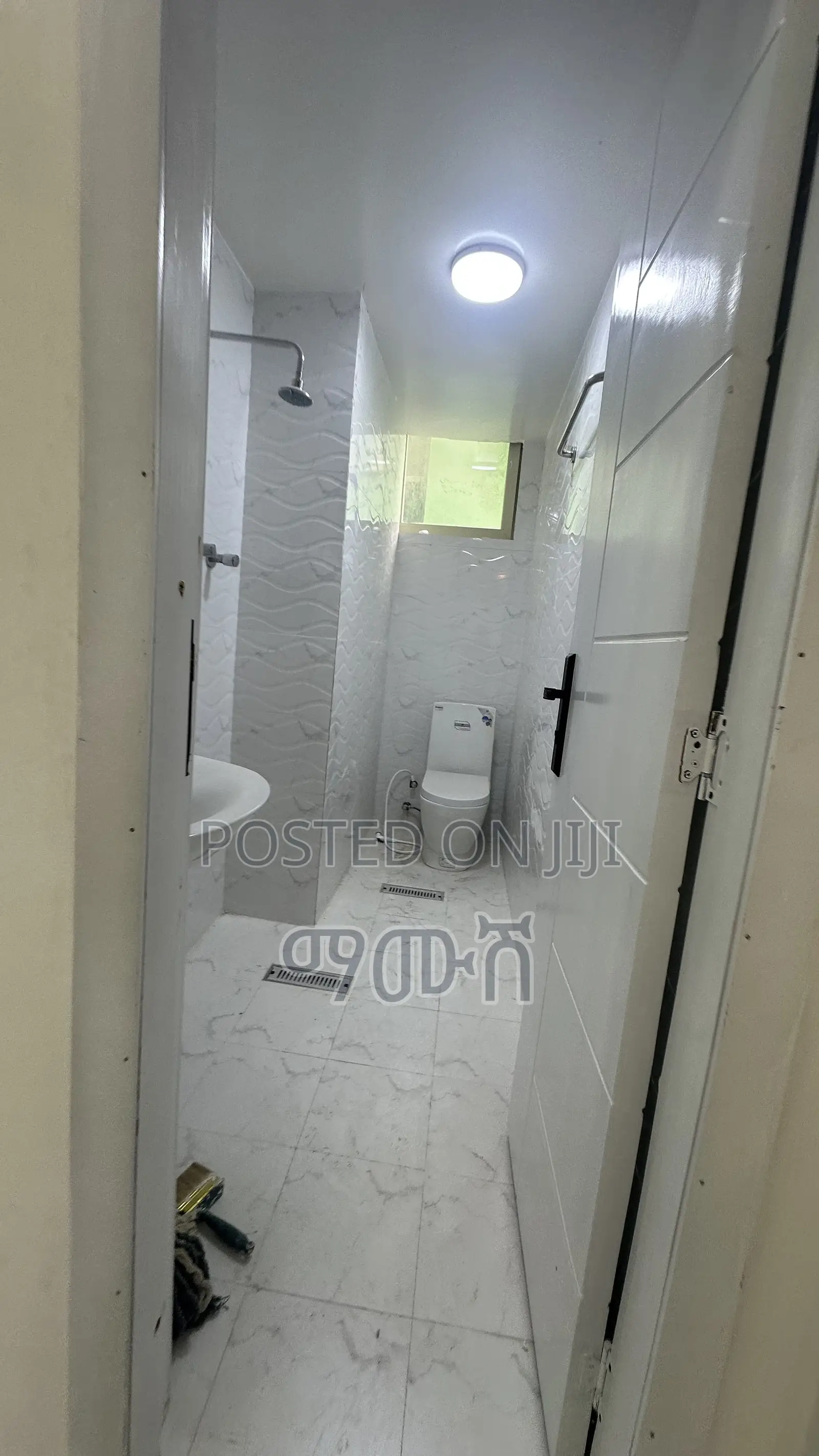Furnished 3bdrm Condo in አያት, Bole for sale