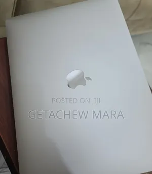 New Laptop Apple MacBook Pro 2021 M1 16GB Apple M1 Pro SSD 256GB