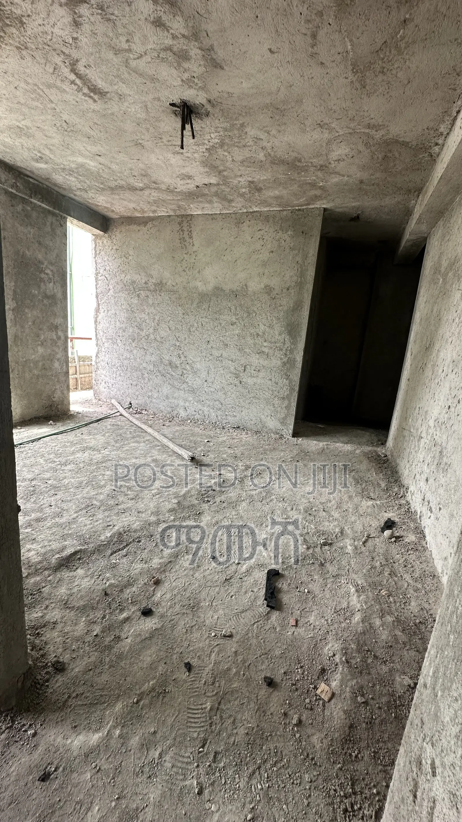 Furnished 2bdrm Condo in አያት 40/60, Bole for sale