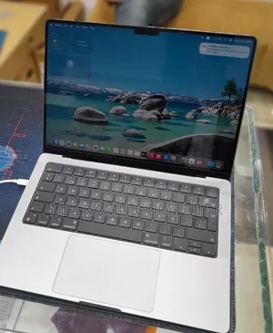 New Laptop Apple MacBook Pro 2021 M1 16GB Apple M1 SSD 512GB