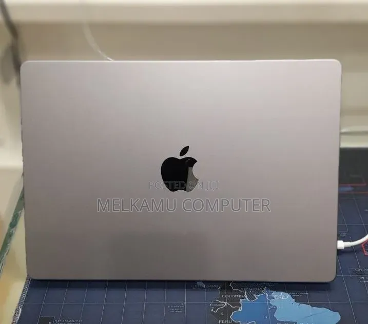 New Laptop Apple MacBook Pro 2021 M1 16GB Apple M1 SSD 512GB
