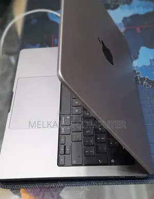 New Laptop Apple MacBook Pro 2021 M1 16GB Apple M1 SSD 512GB