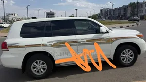 Toyota Land Cruiser 2007 White