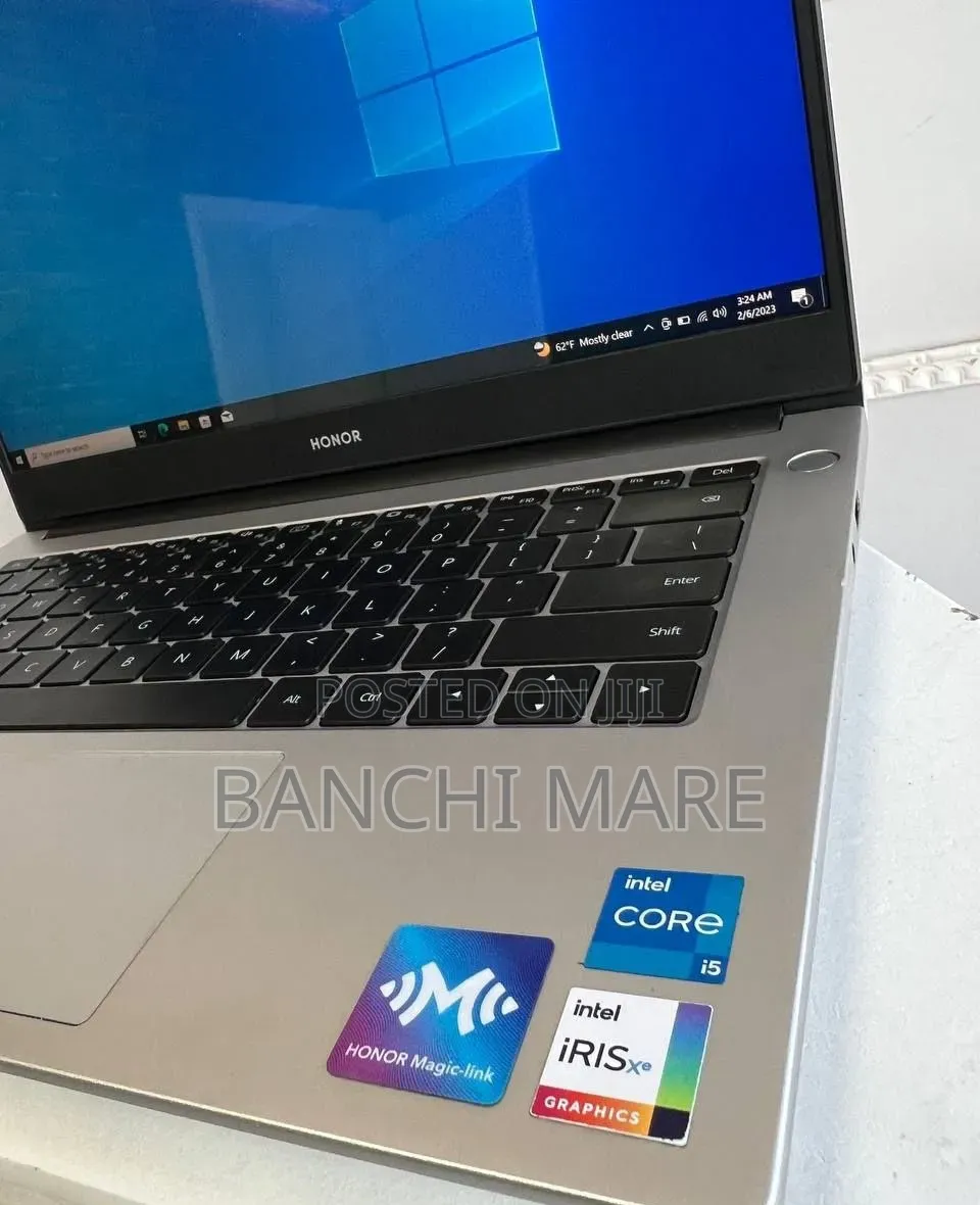 New Laptop Huawei Matebook D 15 16GB Intel Core i5 SSD 512GB