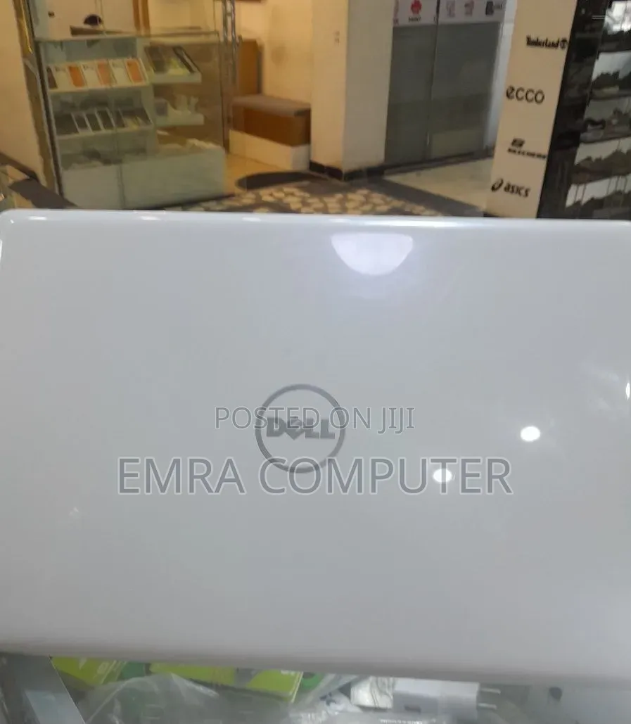 New Laptop Dell Inspiron 15 5567 24GB Intel Core i7 SSD 1T