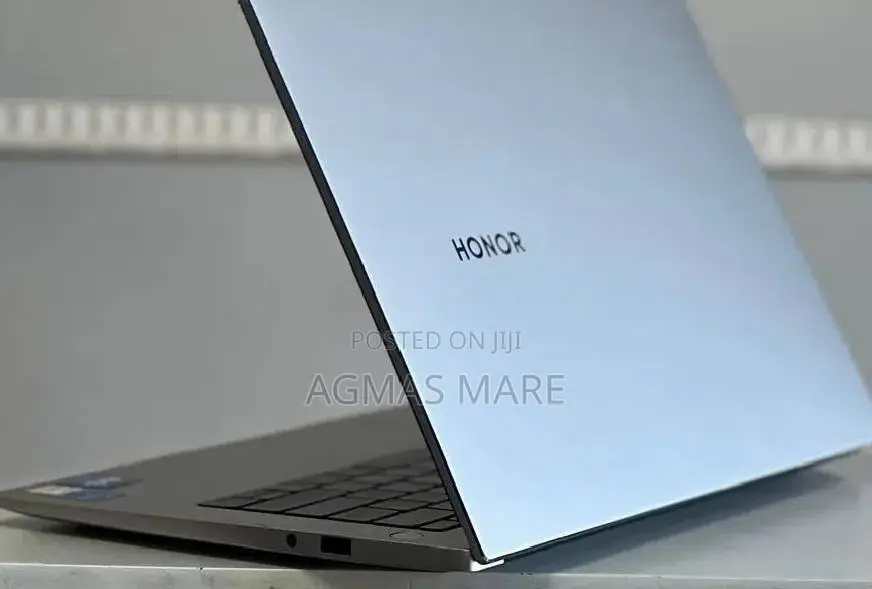 New Laptop Huawei 16GB Intel Core i5 SSD 512GB