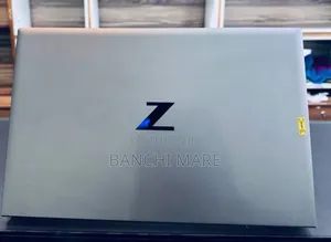 New Laptop HP ZBook Firefly G8 16GB Intel Core i7 SSD 512GB
