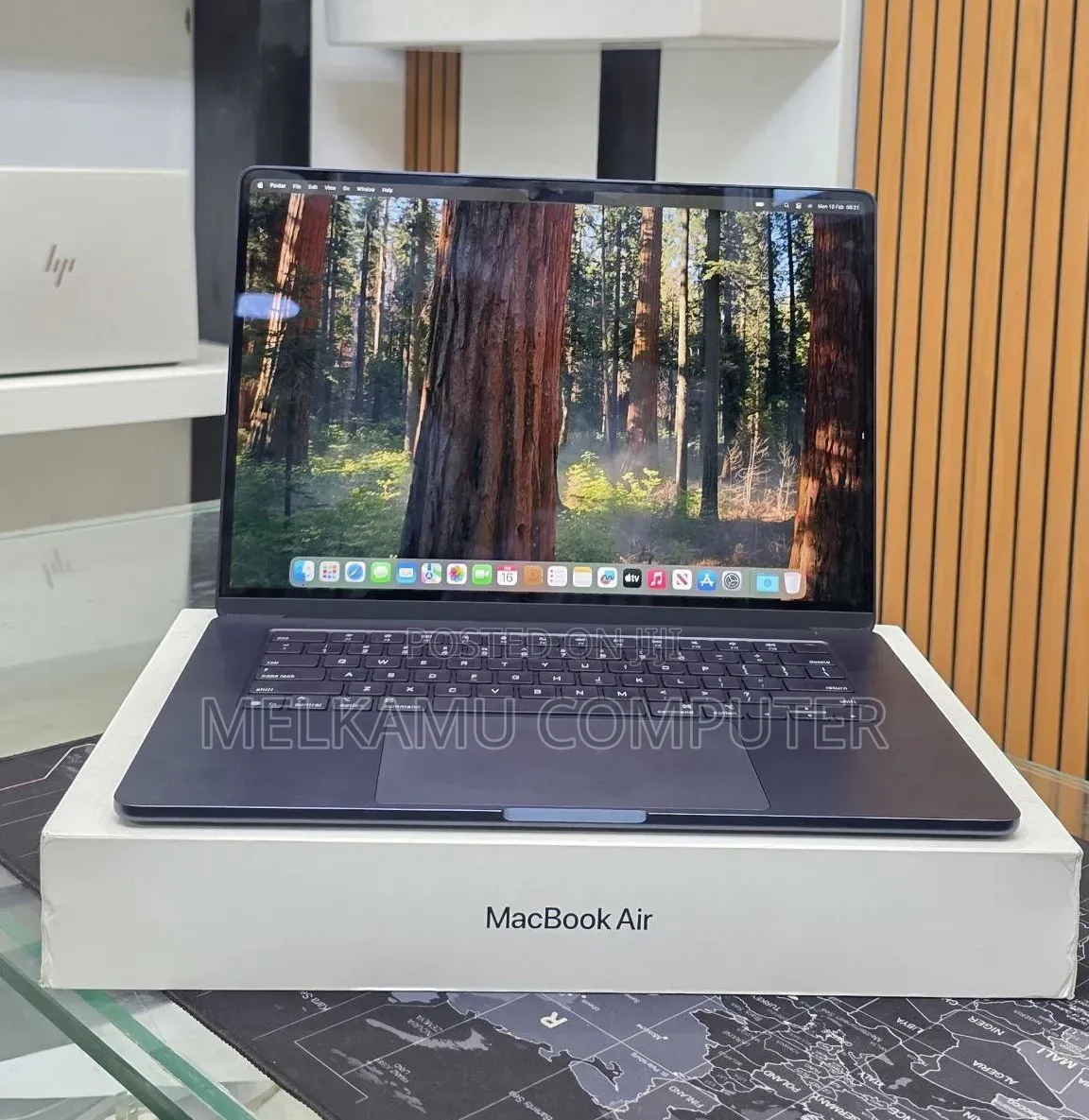 New Laptop Apple MacBook Air 2025 M4 16GB Apple M4 SSD 256GB