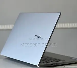 New Laptop Huawei 16GB Intel Core i5 SSD 512GB