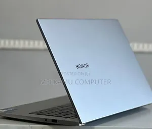 New Laptop Huawei 16GB Intel Core i5 SSD 512GB