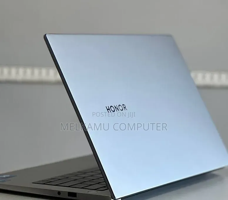 New Laptop Huawei 16GB Intel Core i5 SSD 512GB