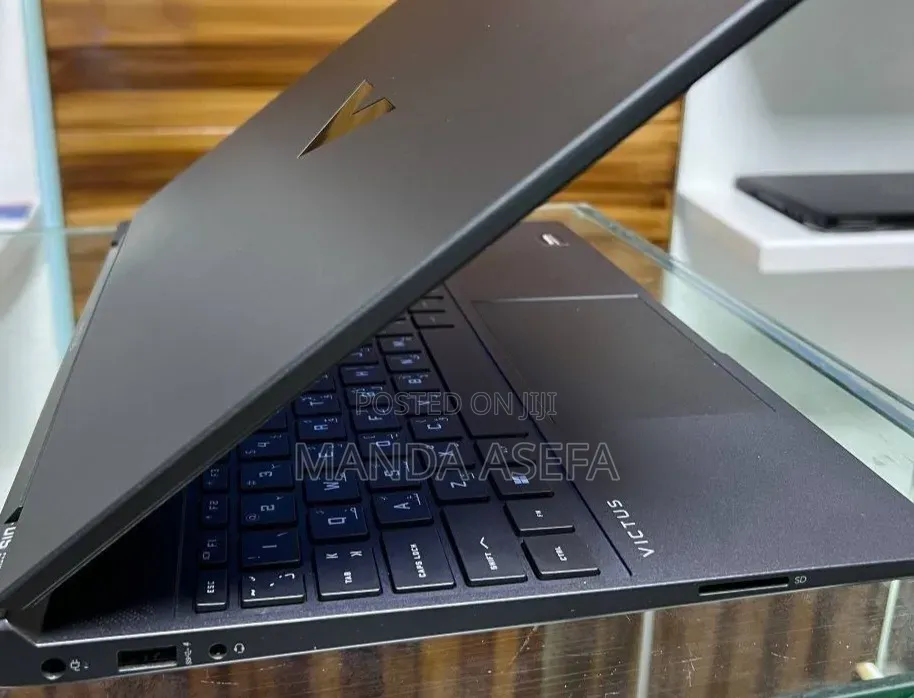 New Laptop HP Victus 15 16GB Intel Core i5 SSD 512GB
