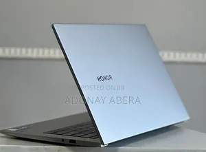 New Laptop Huawei 16GB Intel Core i5 SSD 512GB
