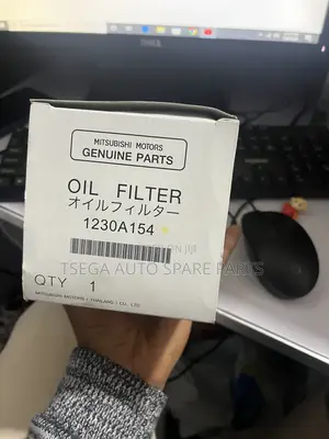 Genuine Mitsubishi Pajero Engine Oil Filter