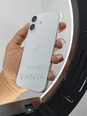 New Apple iPhone 17 256 GB White