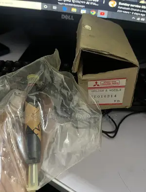 Genuine Mitsubishi Fuel Injector Nozzle Holder