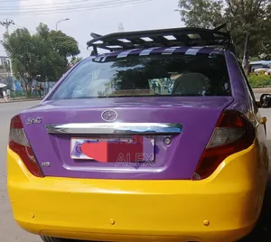 JAC J4 2019 Yellow