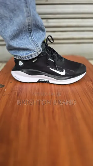 Nike Infinity Balack and White