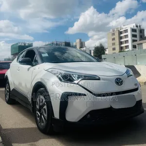 Toyota C-HR 2023 White