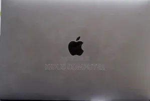 New Laptop Apple MacBook Pro 2017 16GB Intel Core i5 SSD 512GB