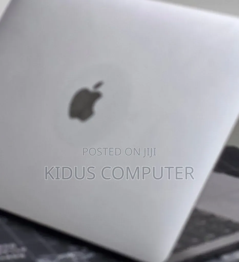 New Laptop Apple MacBook Pro 2017 16GB Intel Core i5 SSD 512GB