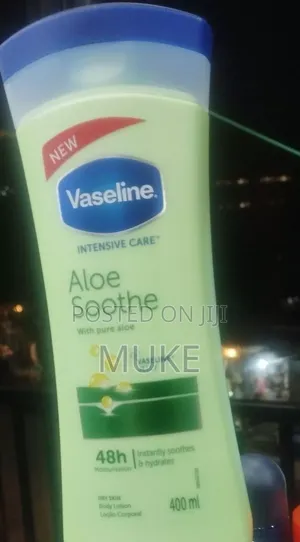 Vaseline. Body Lotion