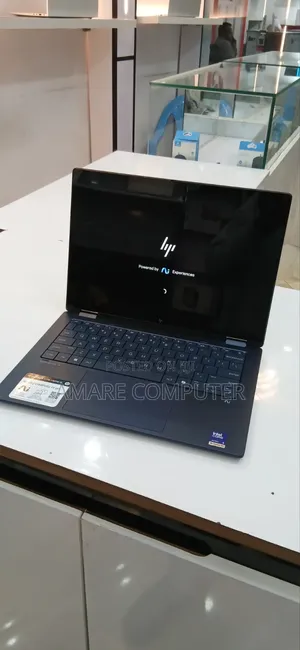 New Laptop HP OmniBook X Flip 14" 16GB Intel Core Ultra 5 SSD 512GB