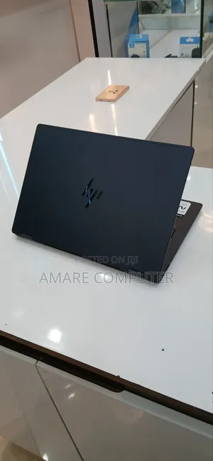 New Laptop HP OmniBook X Flip 14" 16GB Intel Core Ultra 5 SSD 512GB