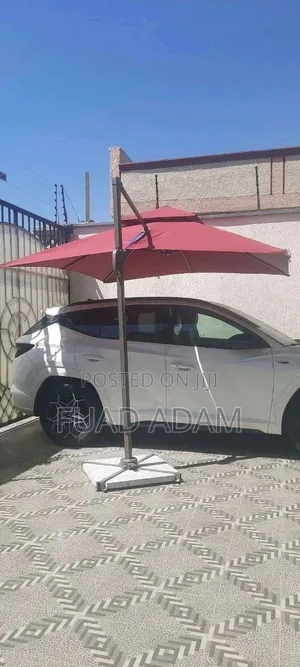 3m × 3m Side Pole Garden Umbrella –Patio Umbrella
3×3 ሜ የጎን ምሰሶ ዣንጥላ