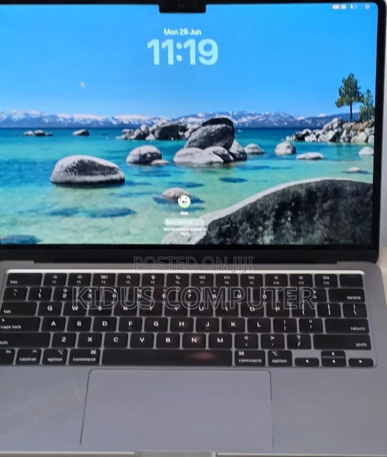 New Laptop Apple MacBook Air 2023 M2 8GB Apple M2 SSD 256GB