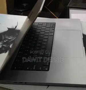 New Laptop Apple MacBook Pro 2021 M1 16GB Apple M1 Pro SSD 512GB