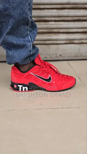 Nike Tn Red