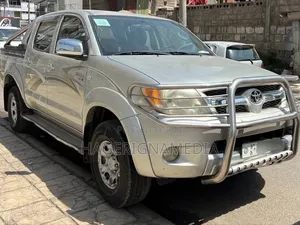 Toyota Hilux 2008 Silver