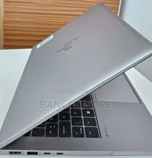 New Laptop HP ZBook Firefly 14 G10 16GB Intel Core i7 SSD 512GB