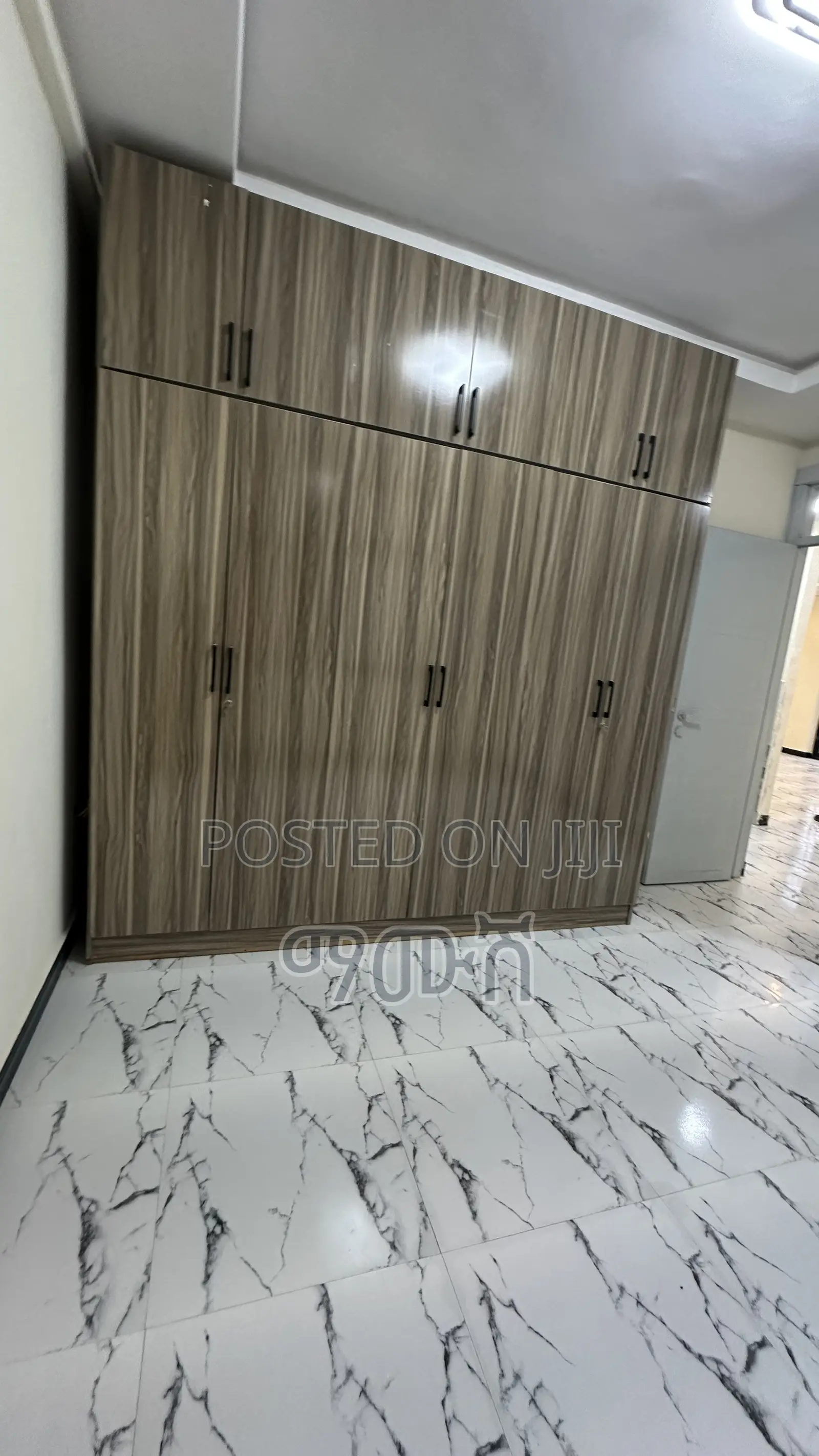 Furnished 3bdrm Condo in አያት 40/60 ኮንዶሚኒየም, Bole for sale