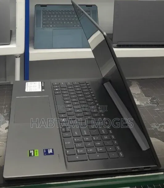 New Laptop HP Envy 13 32GB Intel Core Ultra 7 SSD 1T