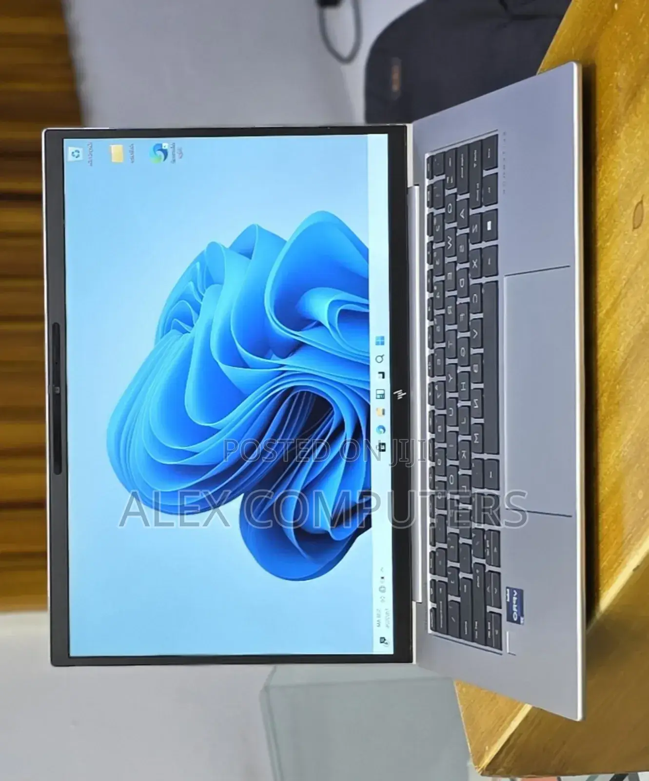 New Laptop HP EliteBook 840 G10 16GB Intel Core i7 SSD 512GB
