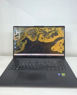 New Laptop Asus VivoBook 15 X505BA 16GB Intel Core Ultra 9 SSD 512GB
