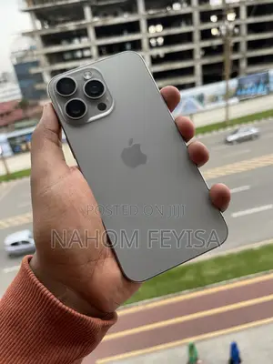 Apple iPhone 15 Pro Max 256 GB Silver