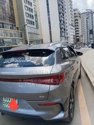 BYD E2 43 kWh 94 hp FWD 2025 Silver
