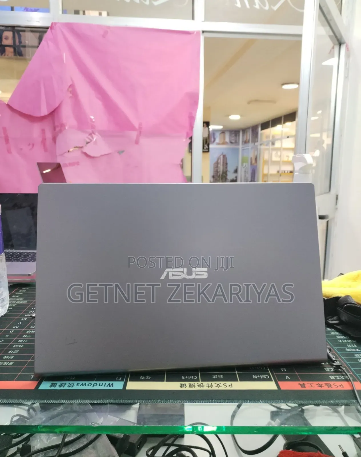 New Laptop Asus VivoBook 15 X505BA 8GB Intel Core i3 SSD 256GB