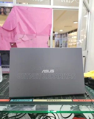 New Laptop Asus VivoBook 15 X505BA 8GB Intel Core i3 SSD 256GB