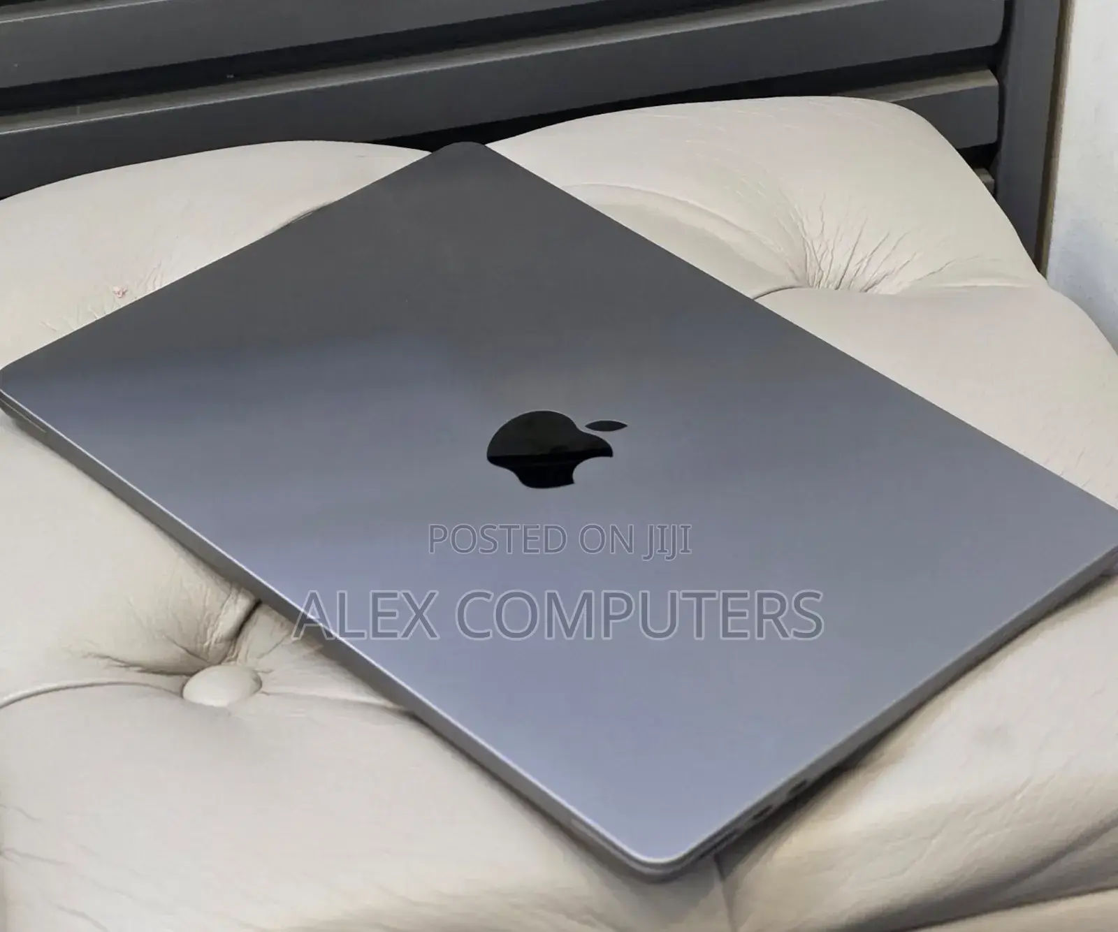 New Laptop Apple MacBook 8GB Apple M2 SSD 256GB