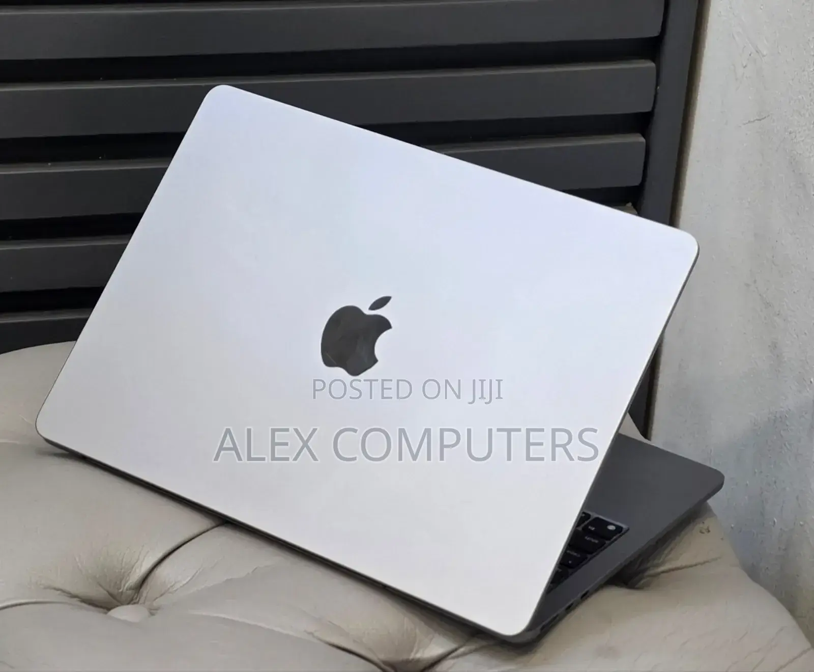 New Laptop Apple MacBook 8GB Apple M2 SSD 256GB